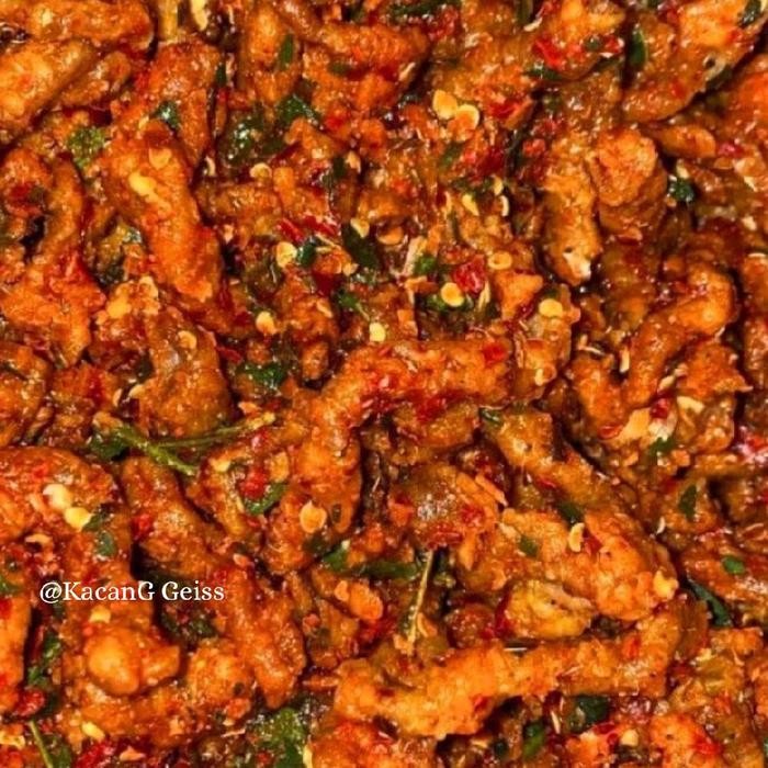 

SALE KRIPIK USUS CRISPY Pedas Daun Jeruk BERAT 100gr Keripik Food Snacks