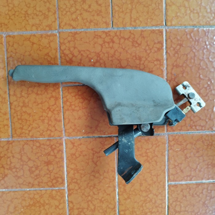 TUAS HANDLE REM TANGAN DAIHATSU XENIA AVANZA LAMA