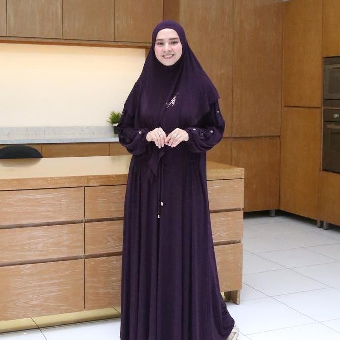 BRUGGMAN STORE AURA SET KAFTAN PLUS BERGO INSTAN JERSEY Wanita Muslim