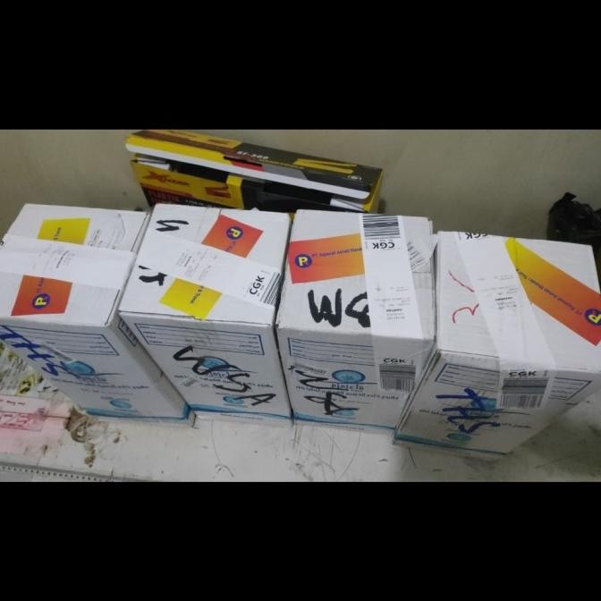 

Air Zamzam 5 Liter Oleh Oleh Haji Dan Umroh Murah 100 % Original Barcode Udara Top