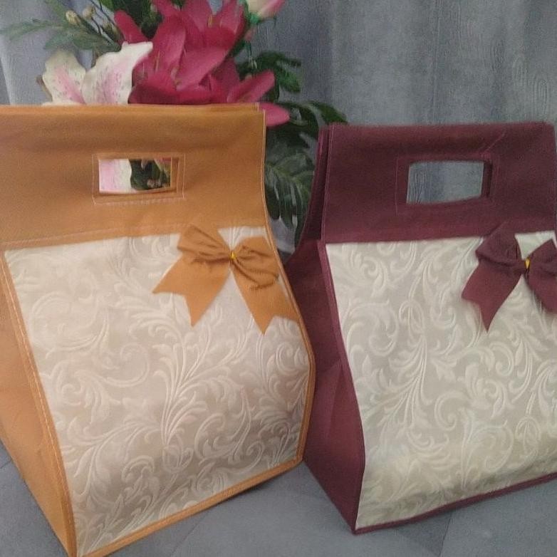 

SALE (1 lusin =12 psc)tas hajatan bambu embos kombinasi 75 GSM harga lusinan na-93