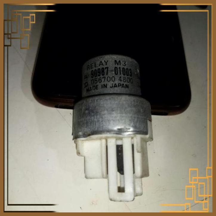 [LPZ] RELAY 3 KAKI DENSO 056700-4800 TOYOTA 90987-01003