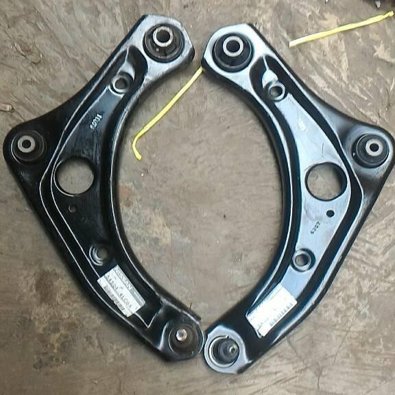 Lower arm sayap nissan datsun go panca kiri kanan
