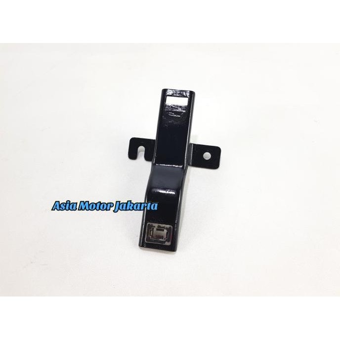 {{{{}}] Breket Grill Depan - Truck Nissan Euro - PK215 - CWA260 - PK260CT