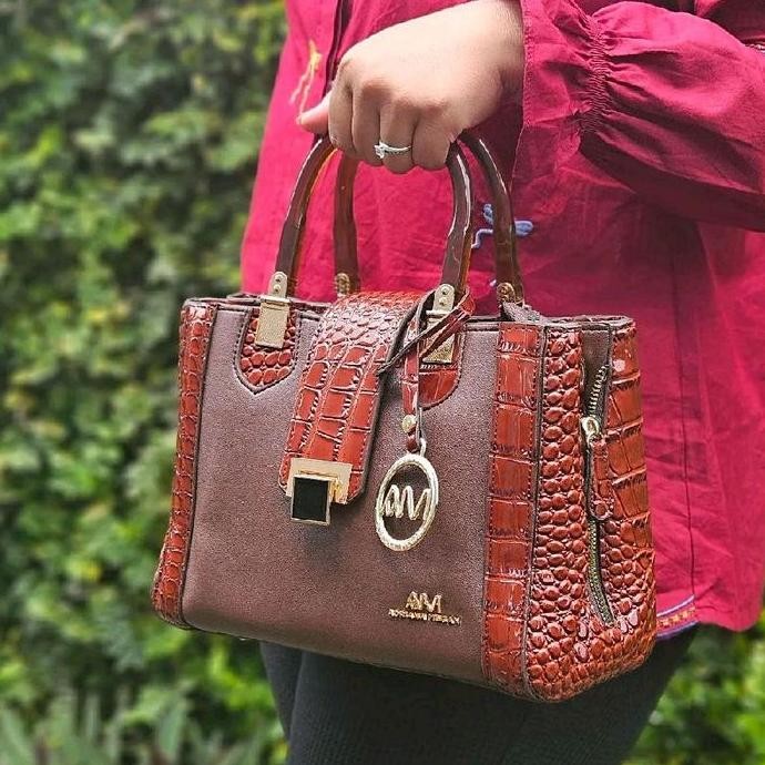 Promo Tas Keramik Behel Adriana Megan Kode 8332