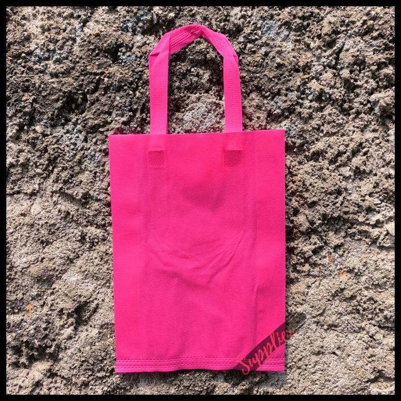 

Ready 60Pcs Paket Hemat Tas Spunbond Goodiebag Uk 25X35 {Terlaris|Best Seller}