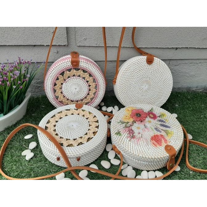 Tas bulat Rotan Bali Lombok anyaman tali slempang 20 cm barang unik ALU