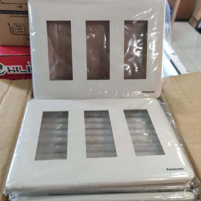 Promo Frame Saklar Panasonic 9 Gang WNJ 6009 COD