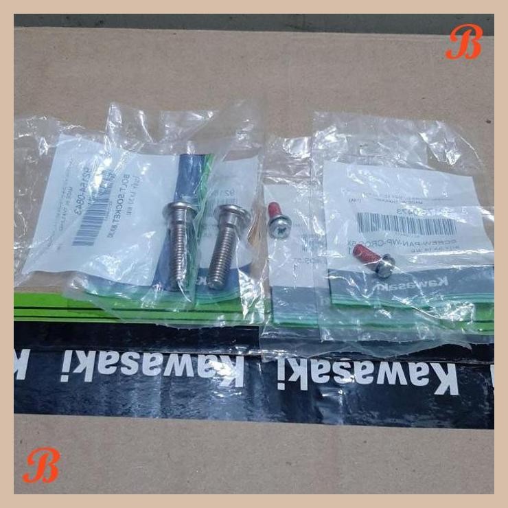 [ALK] BAUT BAUD SCREW FOOTSTEP STAY STEP ER6 ER6N ER6F ORIGINAL