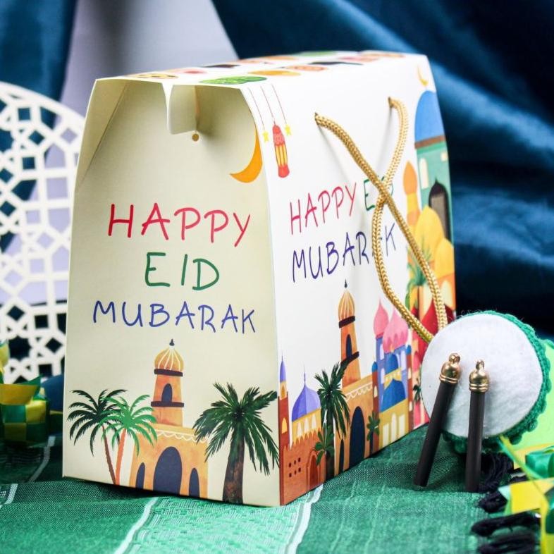 

10 Pcs Gable Box Hampers Idul Fitri Muat 3 Toples Jar 500-750 ml Hijau Tua Poly Gold uk 28x10x11 cm (tinggi total 16cm)