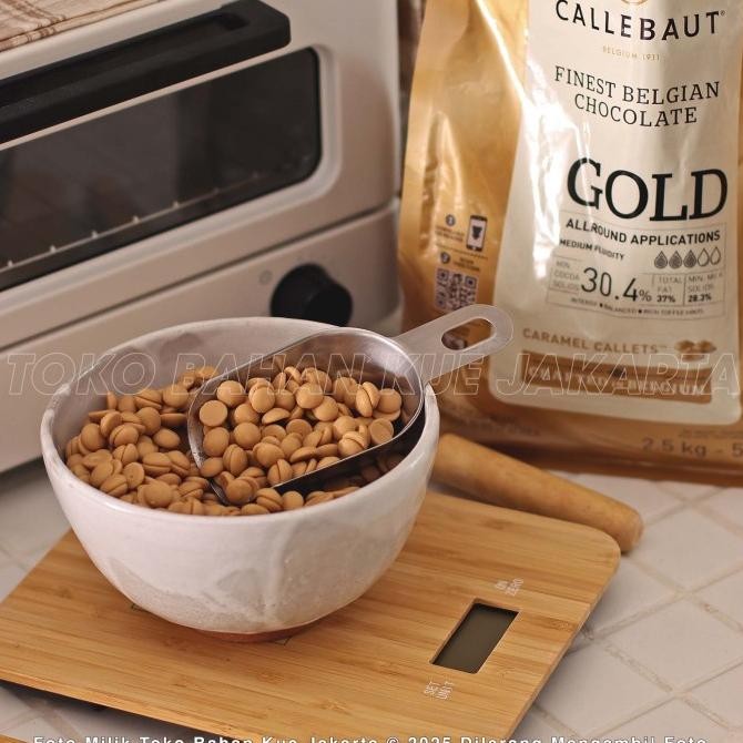 

Callebaut Couverture Chocolate GOLD 100gr Coin Caramel 30,4% Cokelat liquid