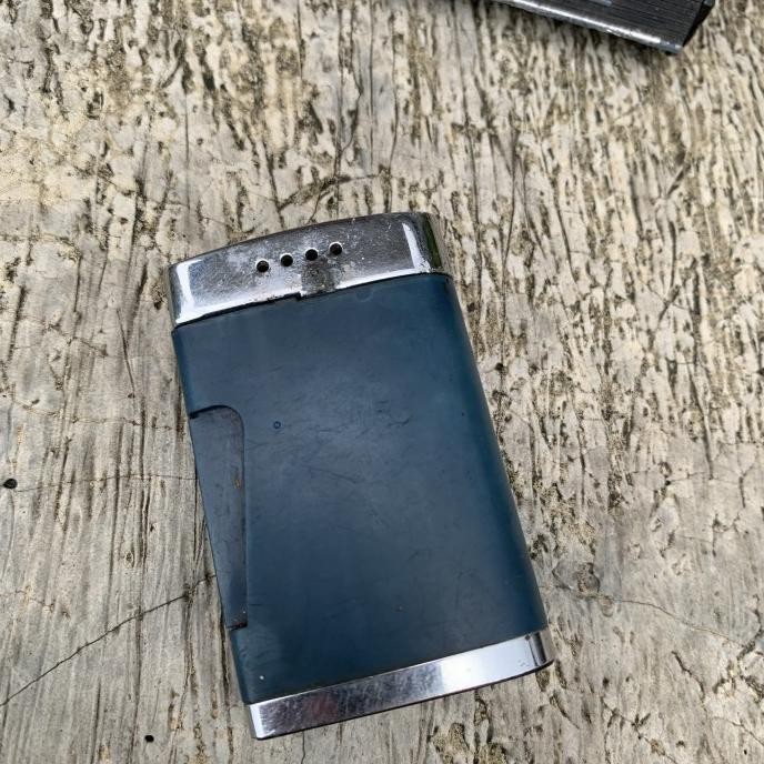 Korek api ronson bukan zippo ANGGAP RUSAK ATAU DISPLAY