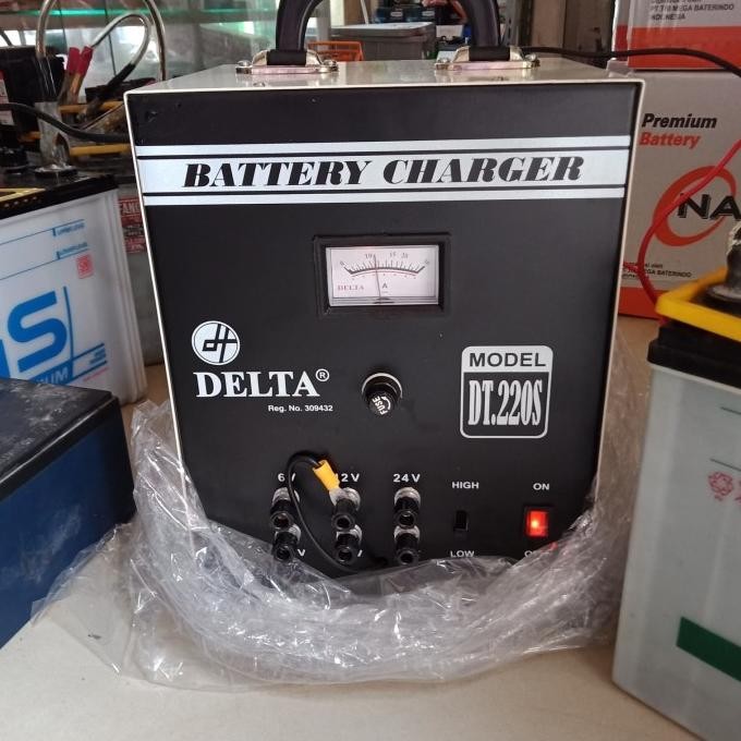 CHARGER AKI MERK DELTA DT220S AKI MOTOR MOBIL