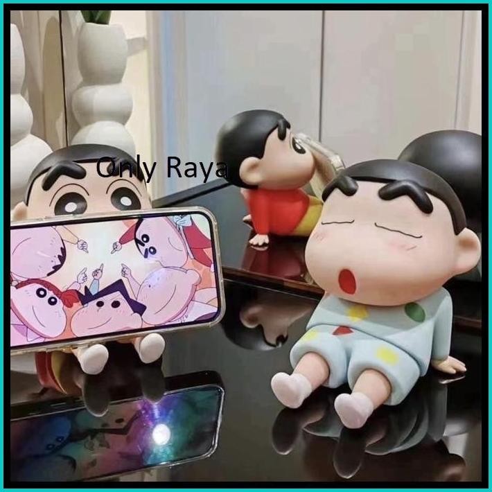 

FIGURE CRAYON SHINCHAN LAZY SANTAI