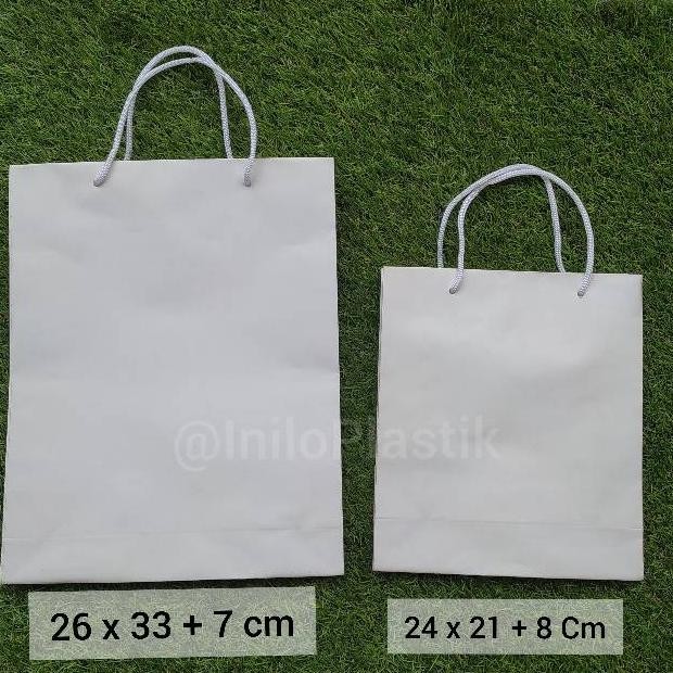 

re-65 Ok75 White Paper Bag / Shopping Bag / Goodie Bag 24x21x8 cm @12pcs Berkualitas Terlaris