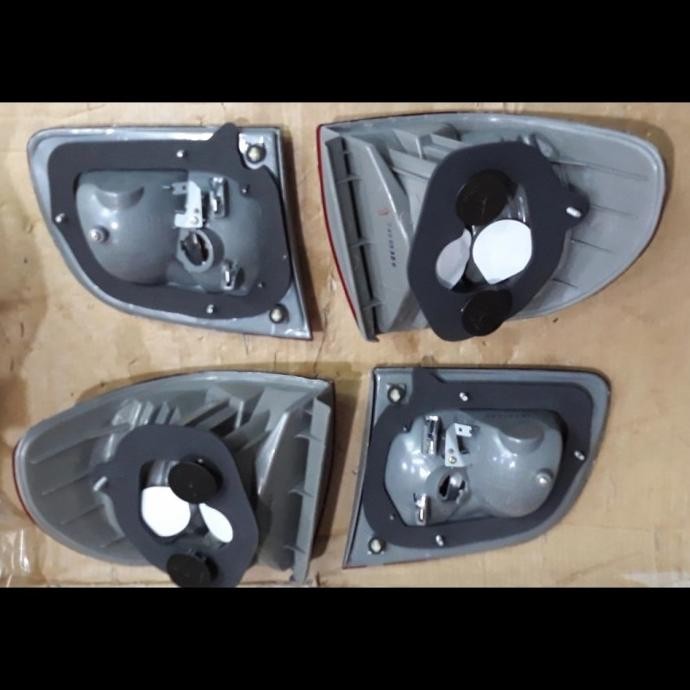 212-19B9-1317 Stoplamp All New Corolla 1.8 / Conquest