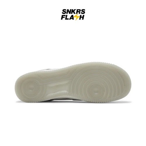 NIKE Air Force 1 Colour Of The Month Light Smoke Grey Sepatu Sneakers Unisex - DV0785003 - Size 38.5