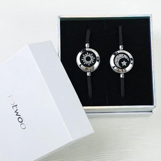 TOTWOO SUN & MOON TOUCH BRACELETS / TOTWOO SMART COUPLE BRACELETS