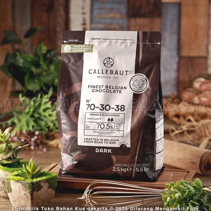 

Grosir Callebaut Noir 70,5% 2,5Kg Asli Dark Coklat Couverture 70% Baking 7030