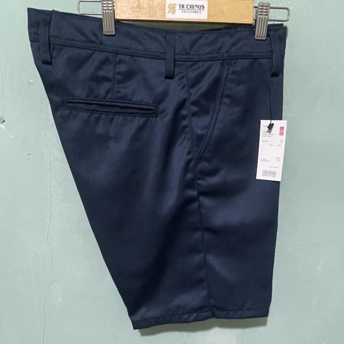 Celana pendek chinos uniqlo//celana chinos pendek uniqlo//celana pendek chinos distro//celana pendek