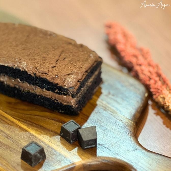 

Sale Gluten Free Chocolate Cake With Chocolate Ganache (Small Size)