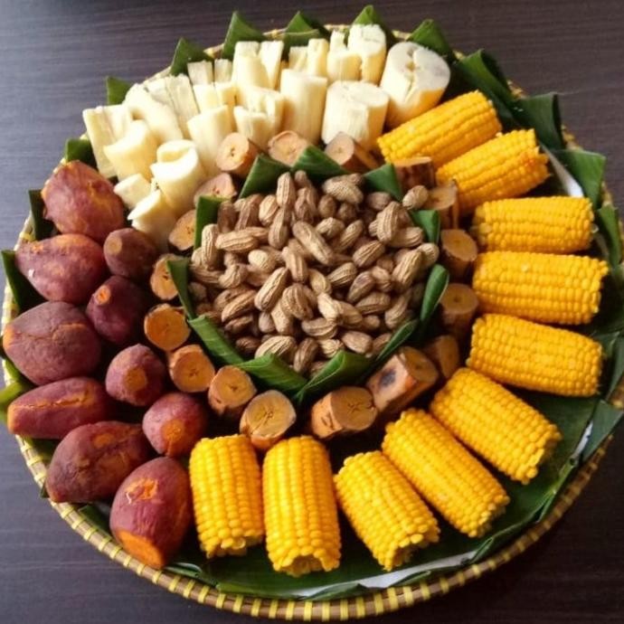 

Grosir Aneka Kue Rebusan Tradisional Universalmart Paket Satu Tampah