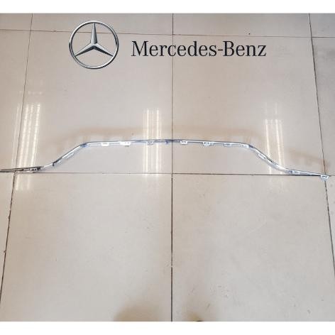 List Chrome Lower Bemper Belakang Mercedes Benz W205 A2058856103