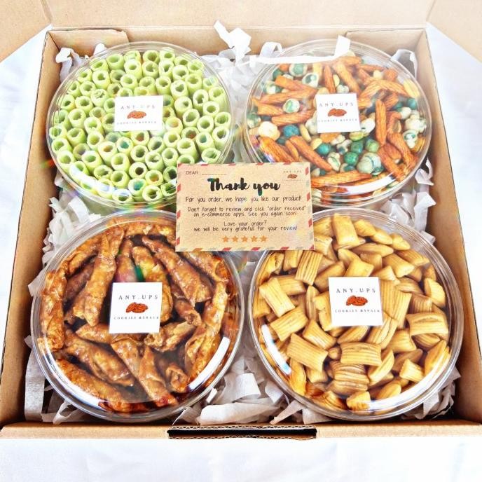 

Parcel Lebaran Hampers Snack Kue 4 toples