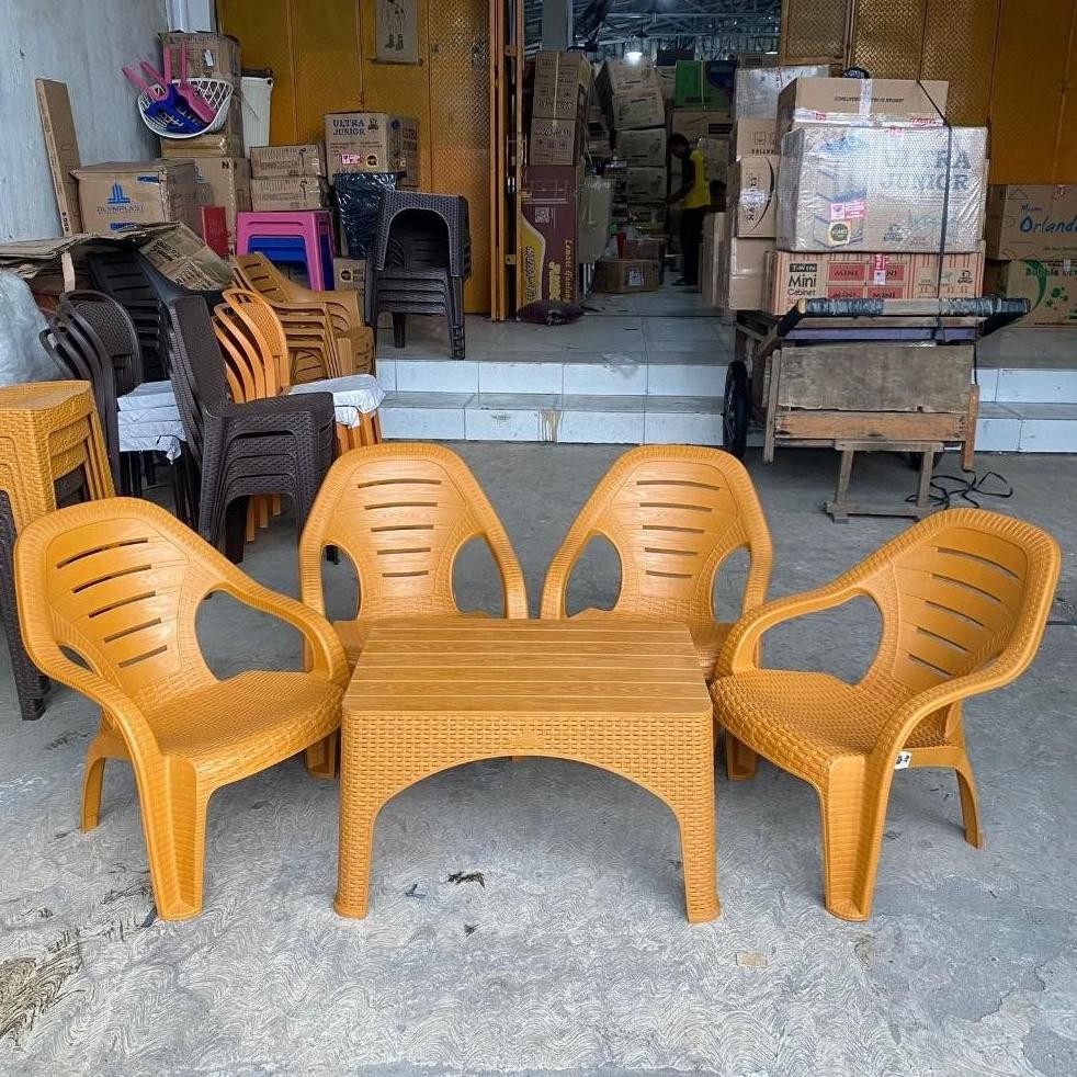 OLYMPLAST - set meja dan kursi | 1 Set 4 Kursi Santai Plastik OL 509 Rotan + Meja  | Kursi Teras | K