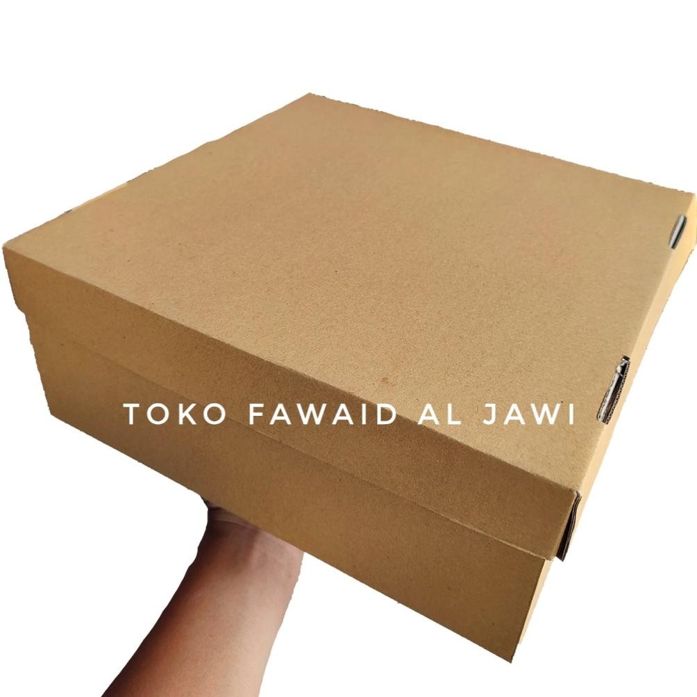 

Df-8 Tu-67 Kardus Sepatu Safety Boot Ukuran Jumbo Bungkus Sepatu Safety Sale