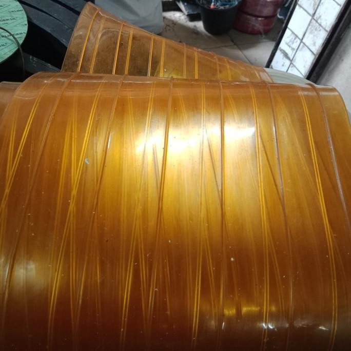 

TIRAI PVC CURTAIN TULANG YELLOW 20CM X 2MM (RIBBED ROLL)