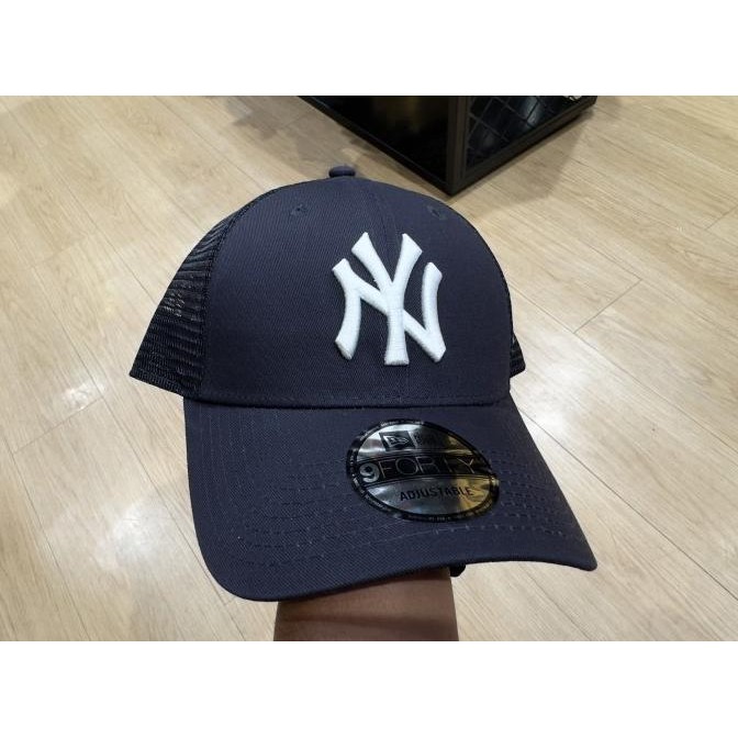 Topi New Era 9Forty Trucker New York Yankees Navy/White Snapback Cap 100% Original Resmi