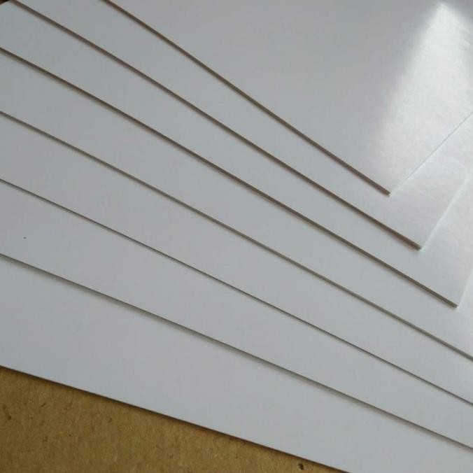 

TERMURAH - Kertas Art Paper 150 Gsm Uk A3 / 29.7cm X 42cm ( isi 250 lembar )