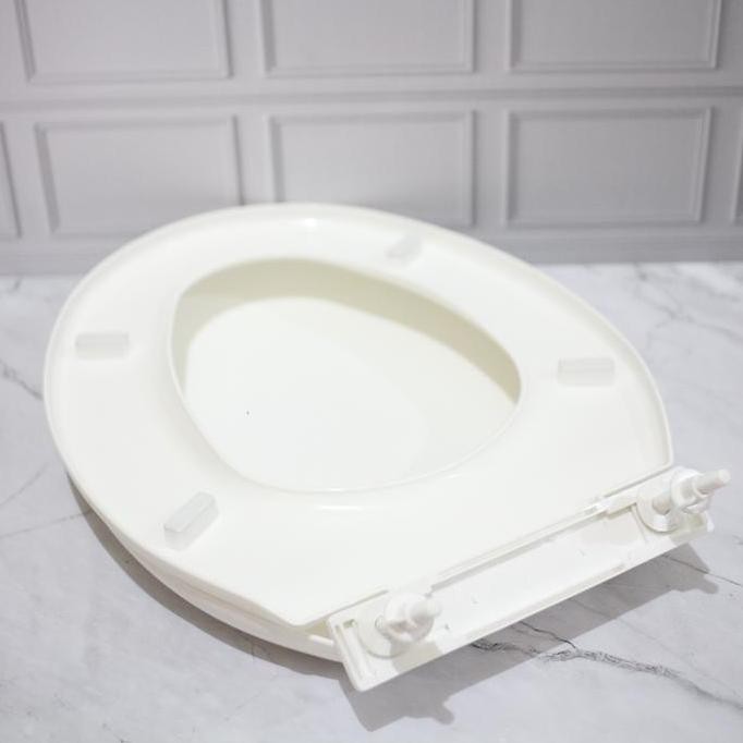 tutup closet duduk toilet cover+dudukan karet model toto-amstad putih