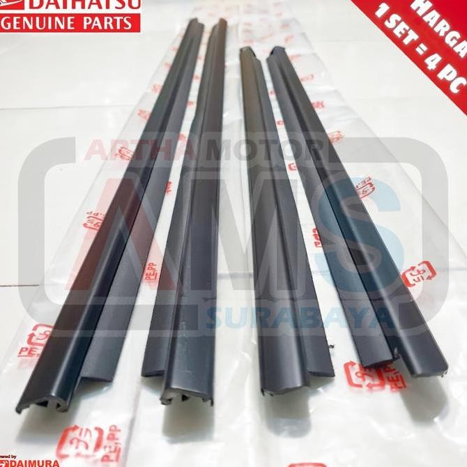 KARET PELIPIT LIST LIS KACA WHEATER STRIP MOBIL DAIHATSU SIRION