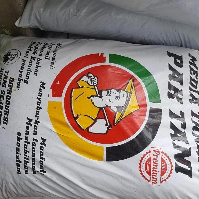 

Terlaris Media Tanam Pak Tani Besar + 15 Kg Plus Pupuk Kandang Organik