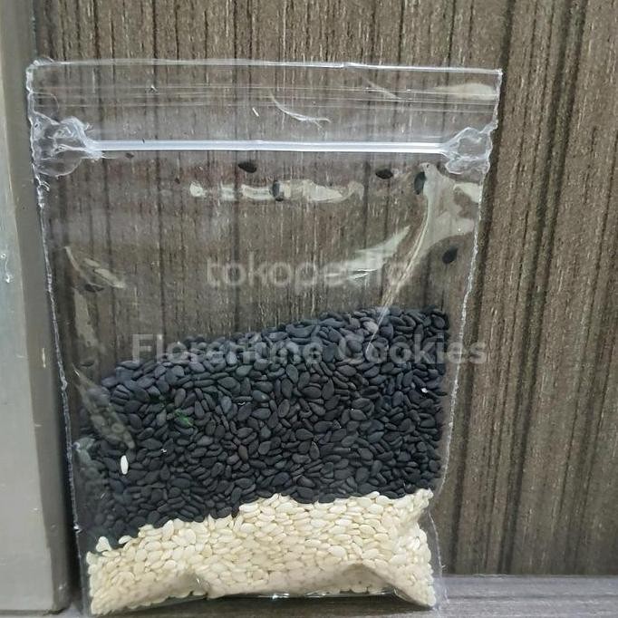 

Terlaris Mix Wijen Hitam Dan Putih 50Gr 100Gr