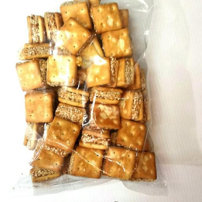 

Terlaris Biskuit Malkist Wijen Kotak(250G)