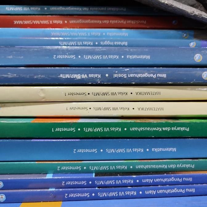 

ready stock Buku pelajaran sekolah dan LKS kiloan murah 1kg isi 5 pcs 30rb 5 buku