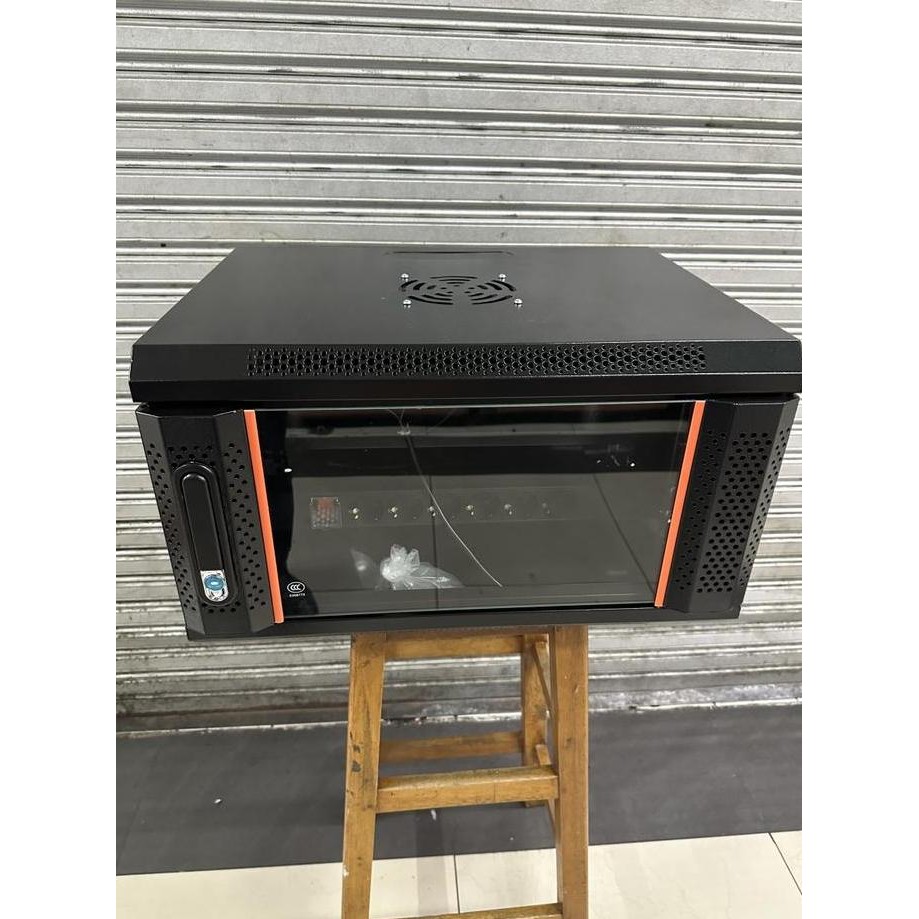 wallmount 4U murah / rack server 4U / wallmount rack 4U