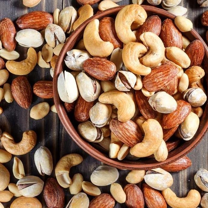 

Murah Premium Mix Nuts / Trail Mix/Kacang Mix /Almond Cashew Pistachio 500G