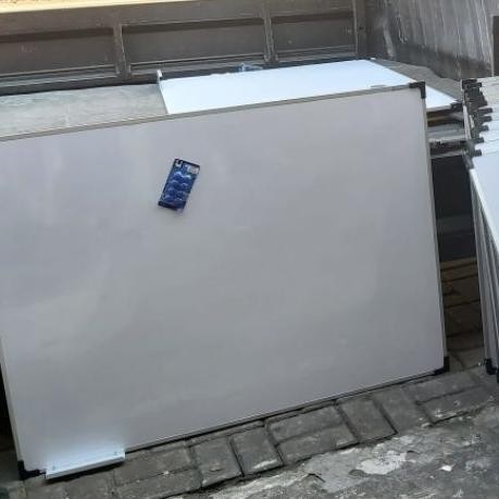 

SPIROS WHITEBOARD MAGNETIK 60 X 80CM