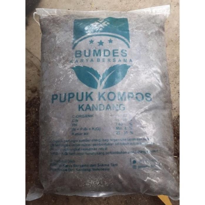 

Terlaris Pupuk Kompos Kandang Kohe Sapi Kemasan 500 Gram Tiplsu 4268Hu
