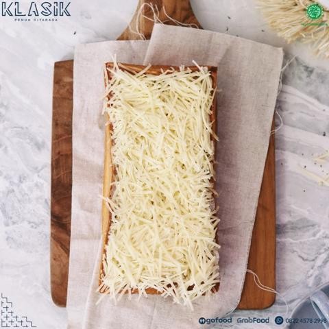 

Bolu Spikoe Cheese nUg