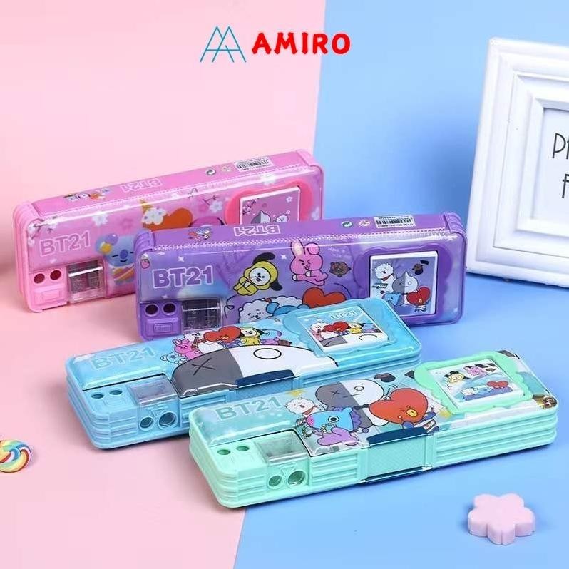 

Fitur Lengkap Kotak Pensil Magnet Kalkulator / Tempat Pensil Karakter Calculator/Pensil Box Karakter Lucu