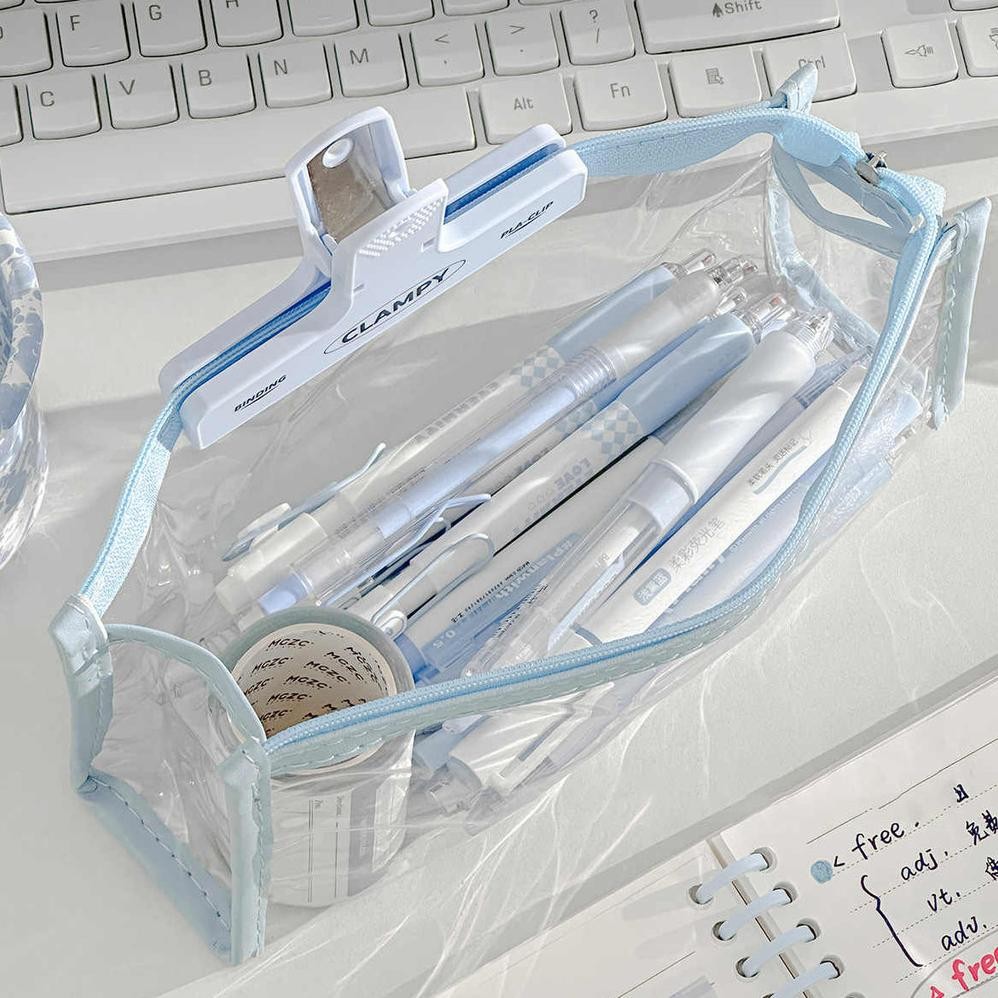

Tepat Guna Winzige Kotak Pensil Transparan Tempat Pensil Aesthetic Korean Pen Pouch Lucu Stationery Organizer Pencil Case Large Alat Tulis School Supplies Kotak Pensil Anak Perempuan Berwarna-Warni Pink School Stuff