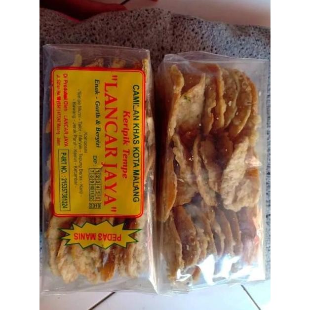 

Penuh Inovasi Kripik Tempe Lancar Jaya Khas Malang