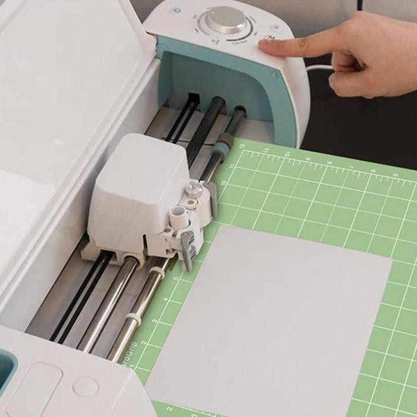 

Premium Replacement Cutting Mat 12x12 Inch Compatible for Cricut Machine Standard Grip / Strong Grip / Light Grip / Fabric Grip - Cutting Mat for Cricut Explore One/Air/Air 2/Maker High Quality