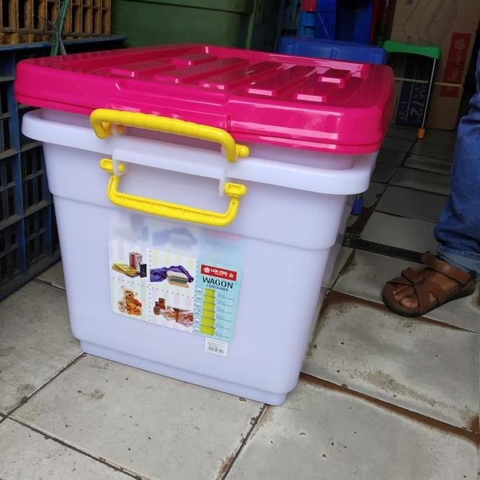Terjangkau Box Container Wagon Lion Star 82 Liter