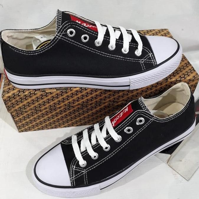 Tersedia sepatu sekolah model pendek K ZOOT pedrosa original